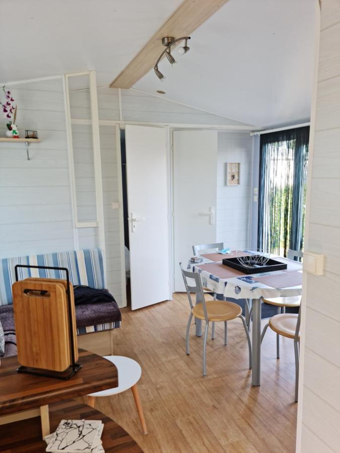 Kerlinga Hotel Bredene Exterior foto